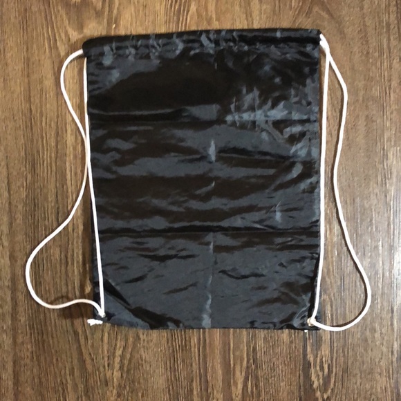 💕HOST PICK💕The North Face Drawstring Backpack - Picture 3 of 3